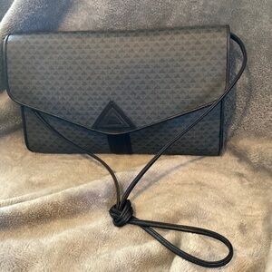 Liz Claiborne Black Geometric Clutch